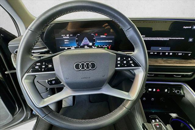 Used 2025 Audi Q5 Premium w/ Convenience Package AWD/4WD image 10
