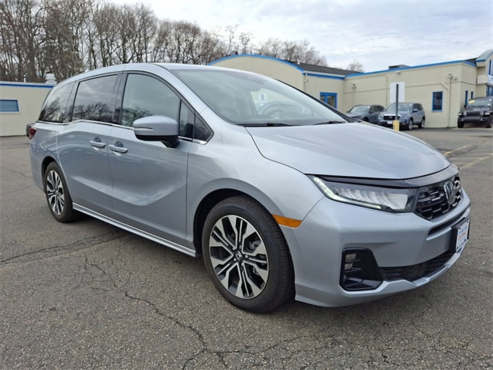 Certified 2026 Honda Odyssey Elite image 6