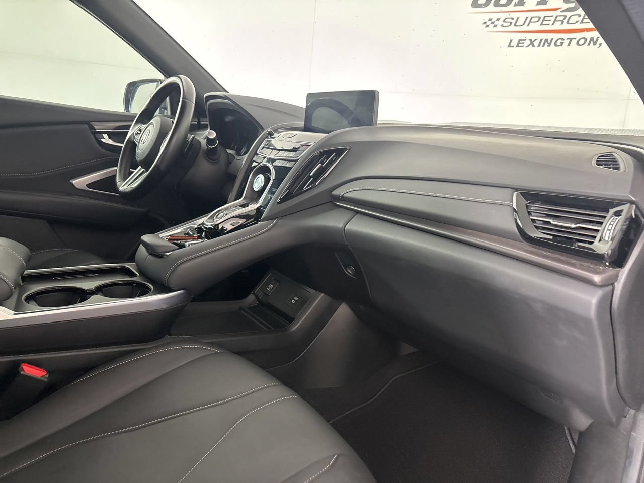 Used 2025 Acura RDX SH-AWD image 32