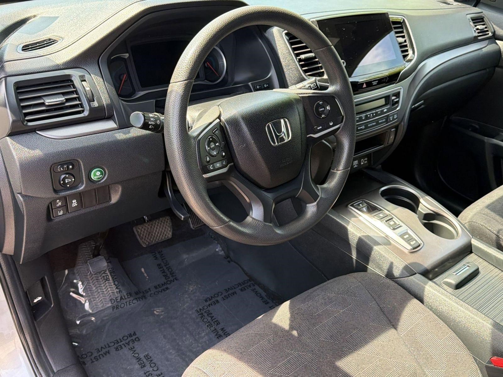 Used 2022 Honda Pilot Sport image 4