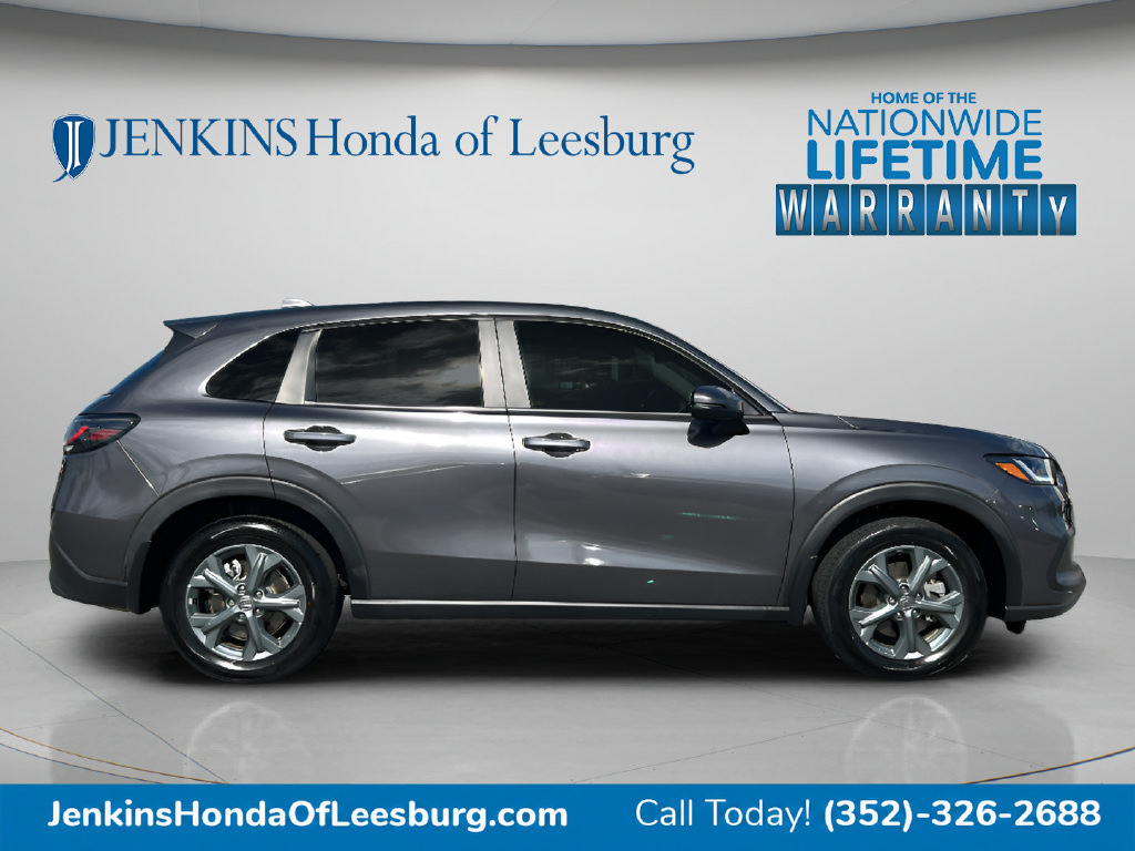Used 2026 Honda HR-V LX image 2