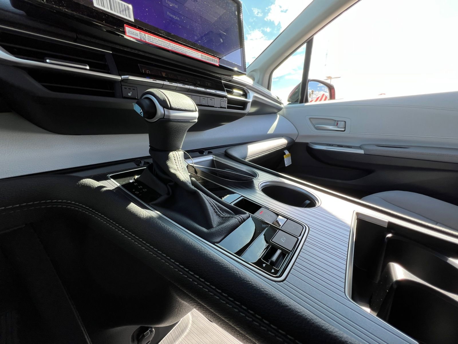 Certified 2025 Toyota Sienna XLE w/ XLE Plus Package image 24