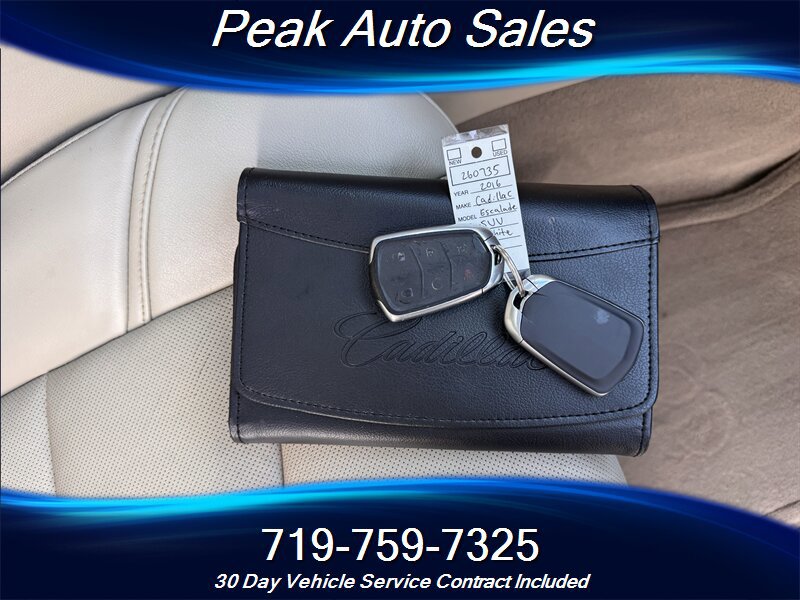 Used 2016 Cadillac Escalade Premium AWD/4WD image 27