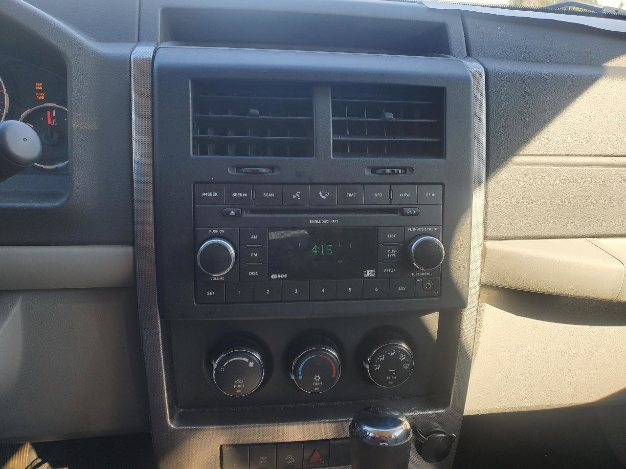 Used 2008 Jeep Liberty Sport w/ Popular Equipment Group image 16