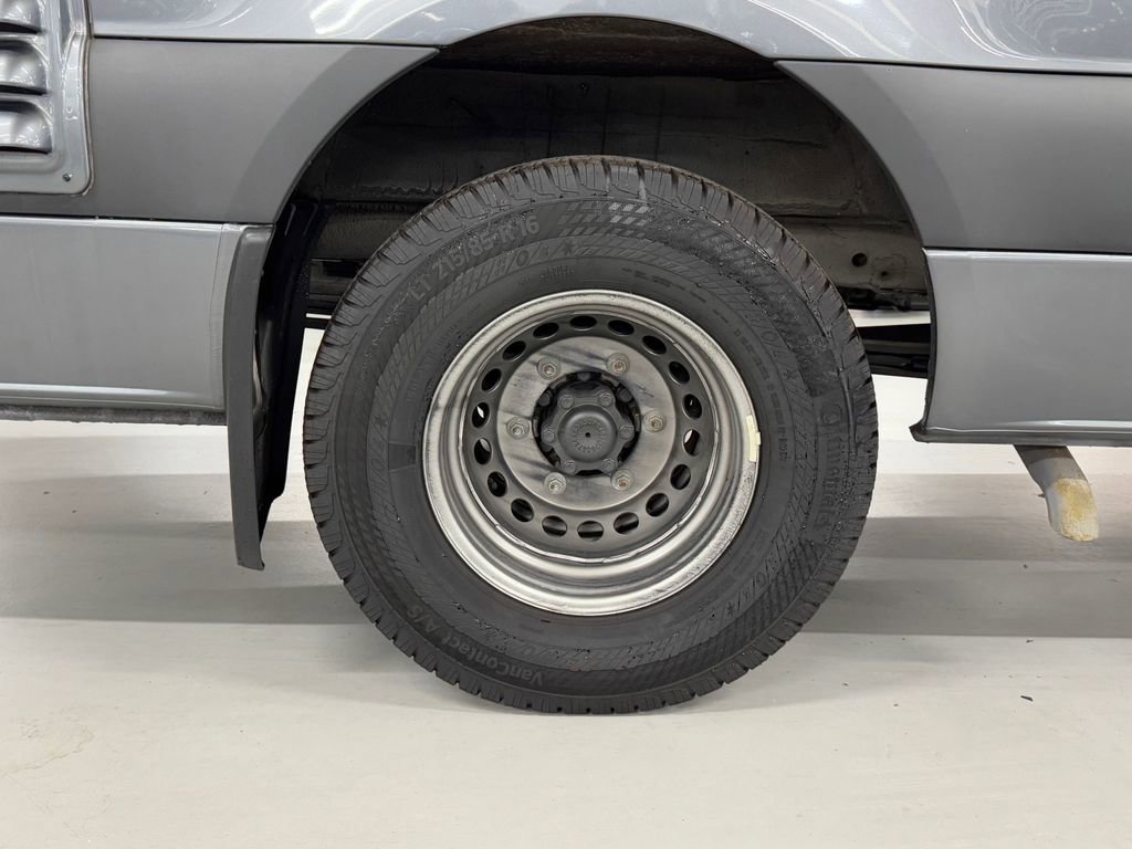 Used 2022 Mercedes-Benz Sprinter 4500 w/ Parking Package image 39