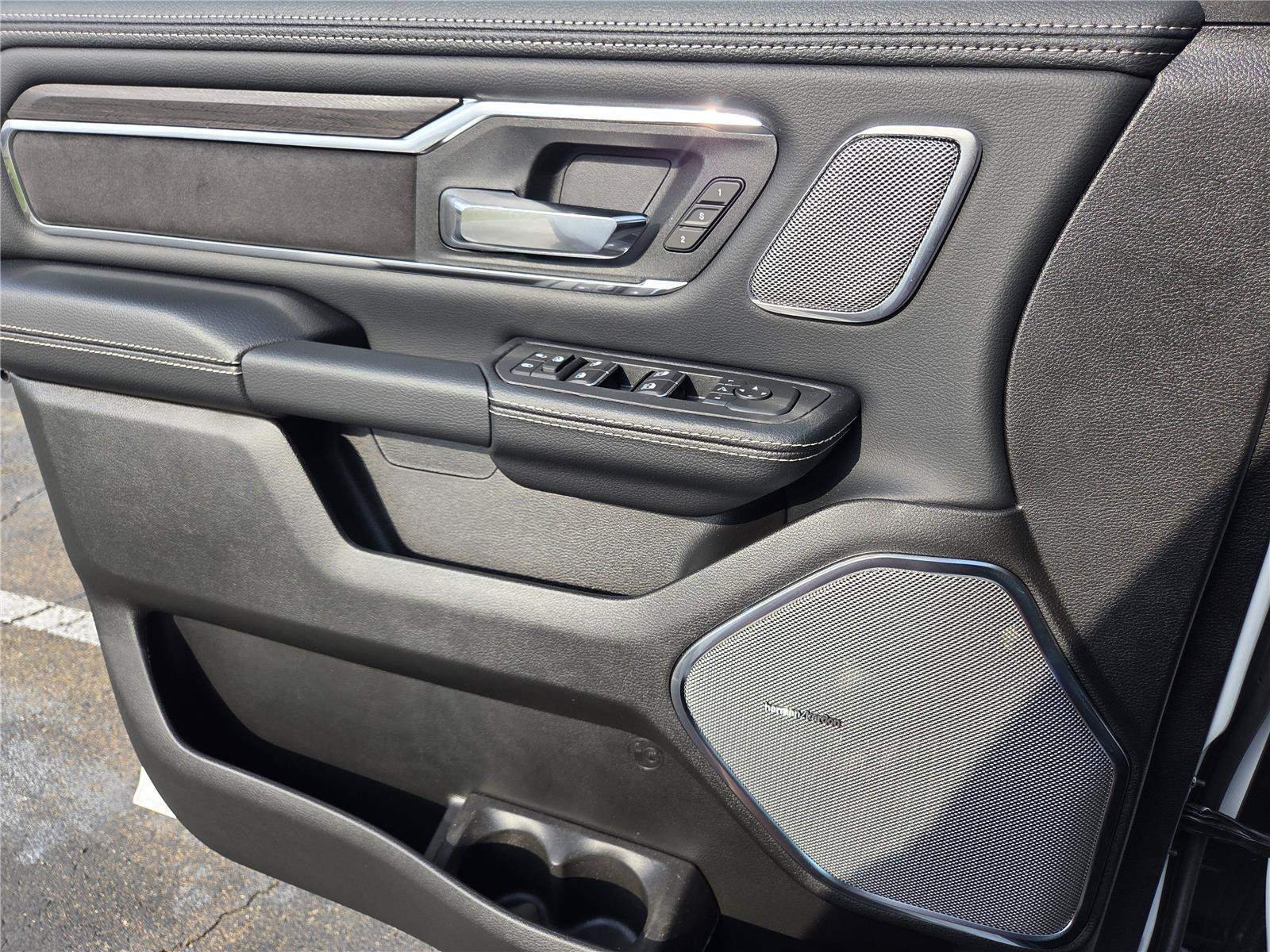 New 2026 RAM 1500 Laramie w/ Night Edition AWD/4WD image 20