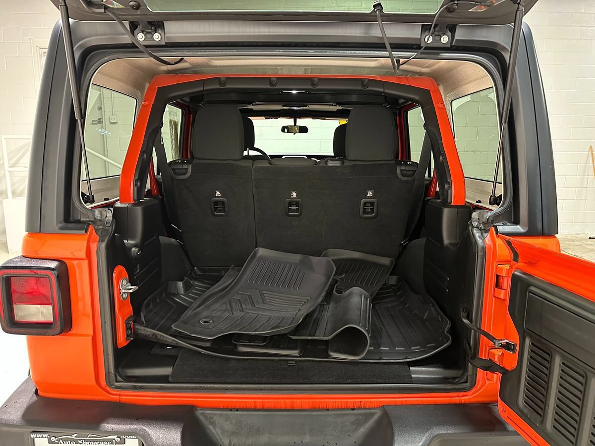 Used 2018 Jeep Wrangler Unlimited Sport AWD/4WD image 9