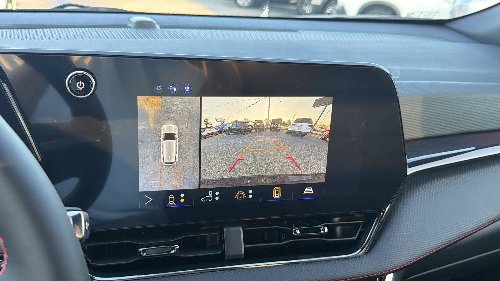 New 2027 Chevrolet Equinox RS w/ Safety and Technology Package FWD image 27
