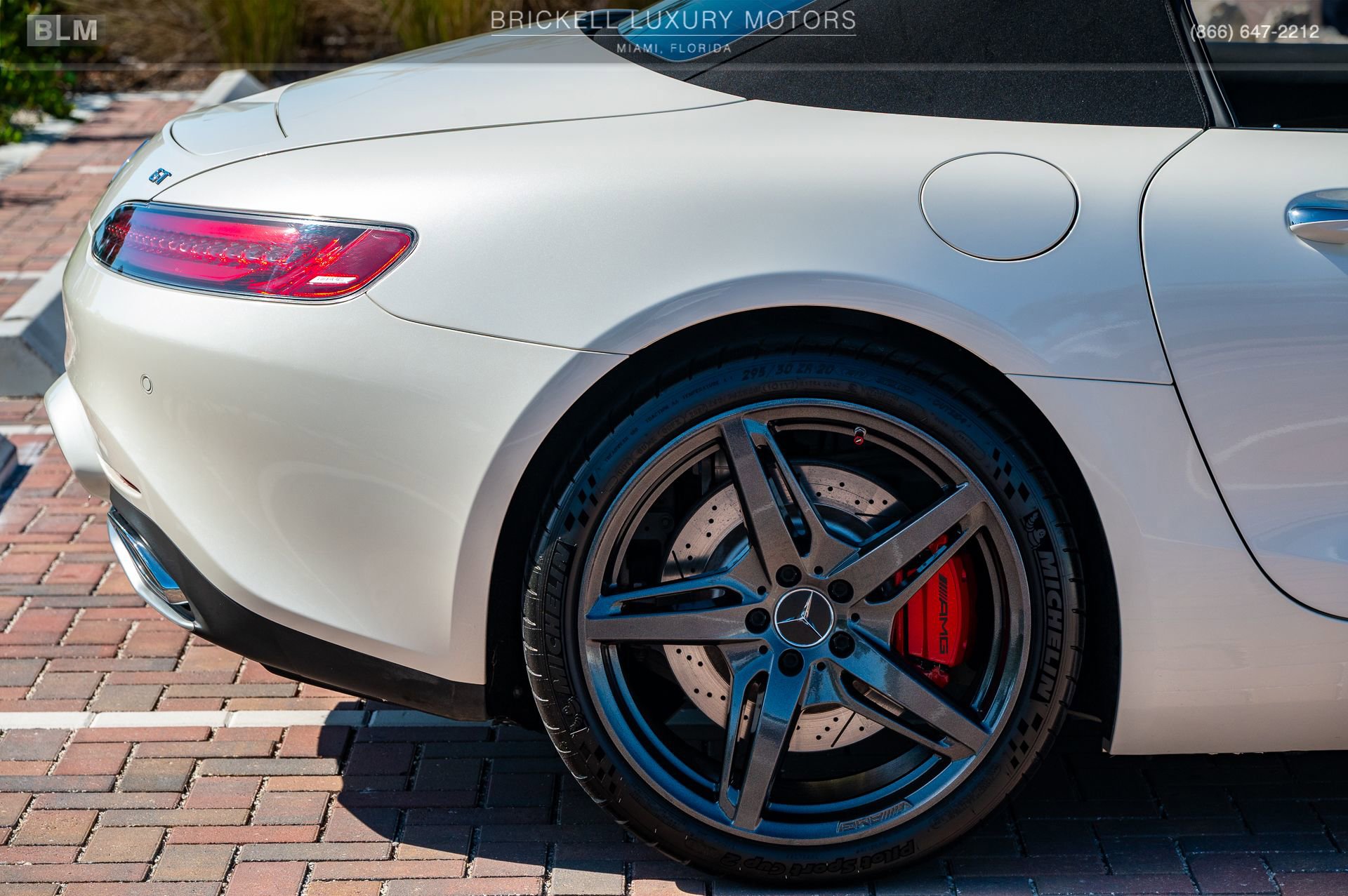 Used 2018 Mercedes-Benz AMG GT Roadster image 40