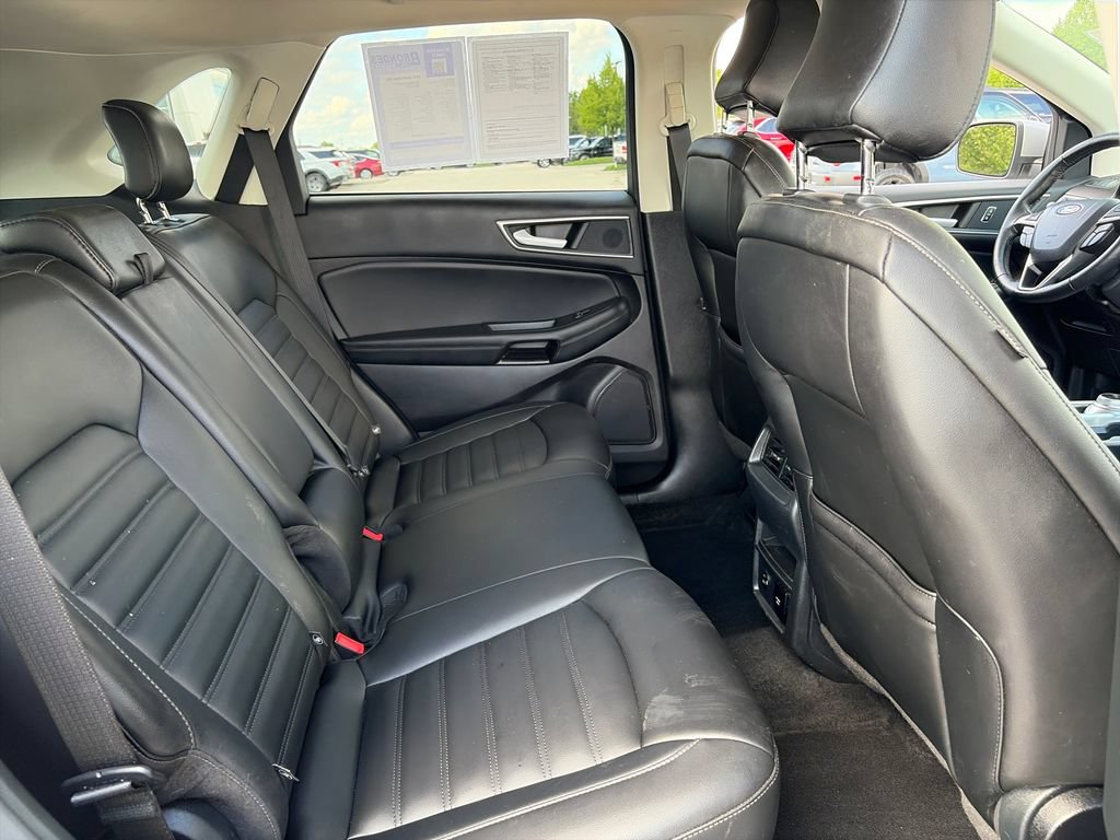 Used 2021 Ford Edge SEL w/ Convenience Package AWD/4WD image 32