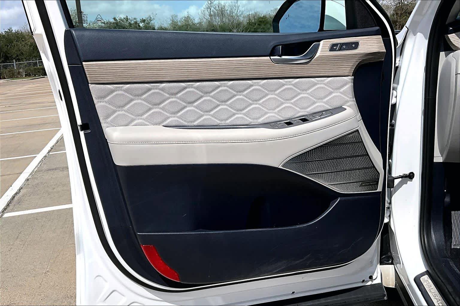 Used 2021 Hyundai Palisade Calligraphy image 22