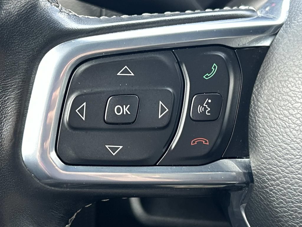 Used 2022 Jeep Wrangler Unlimited Sahara w/ Cold Weather Group AWD/4WD image 24