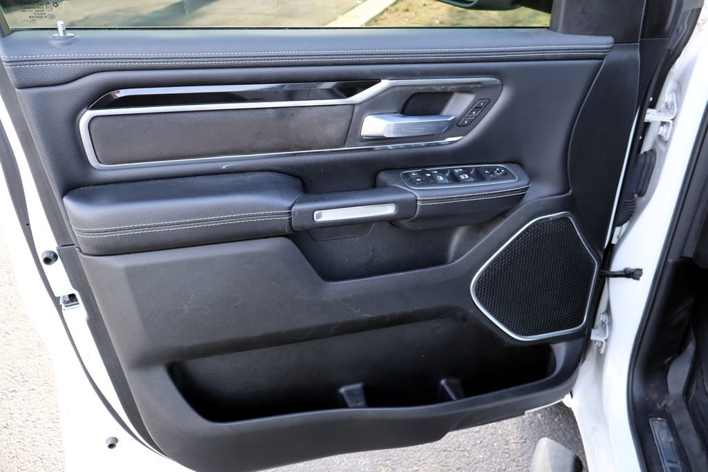 Used 2020 RAM 1500 Laramie w/ Sport Appearance Package AWD/4WD image 31
