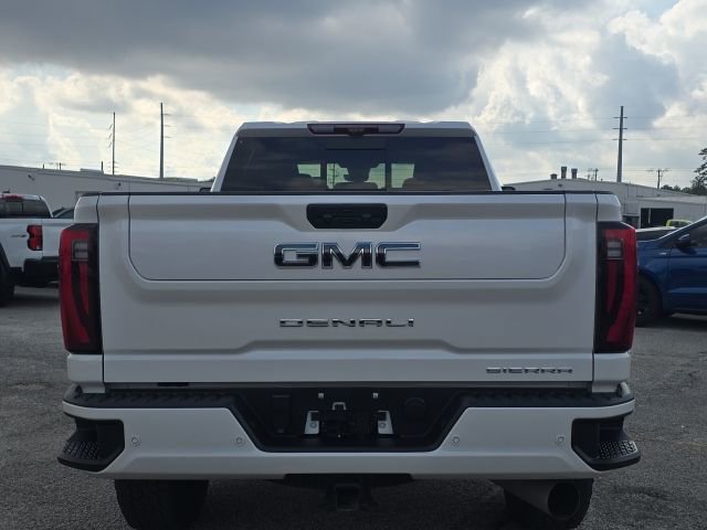 Used 2025 GMC Sierra 2500 Denali Ultimate image 4