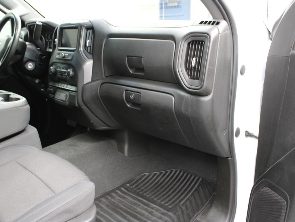 Used 2021 Chevrolet Silverado 1500 Custom AWD/4WD image 27