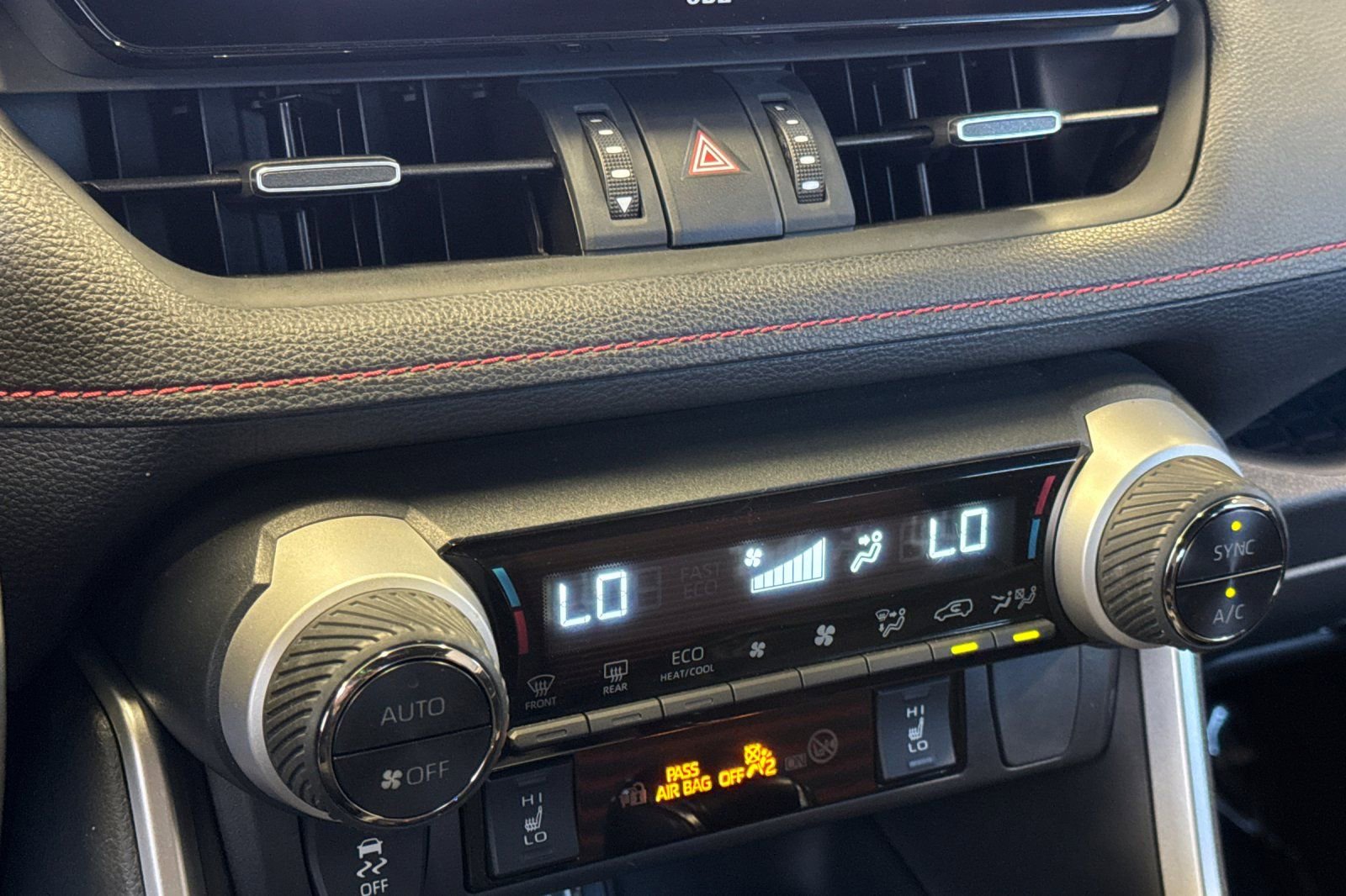 Certified 2023 Toyota RAV4 XSE w/ Weather Package AWD/4WD image 27