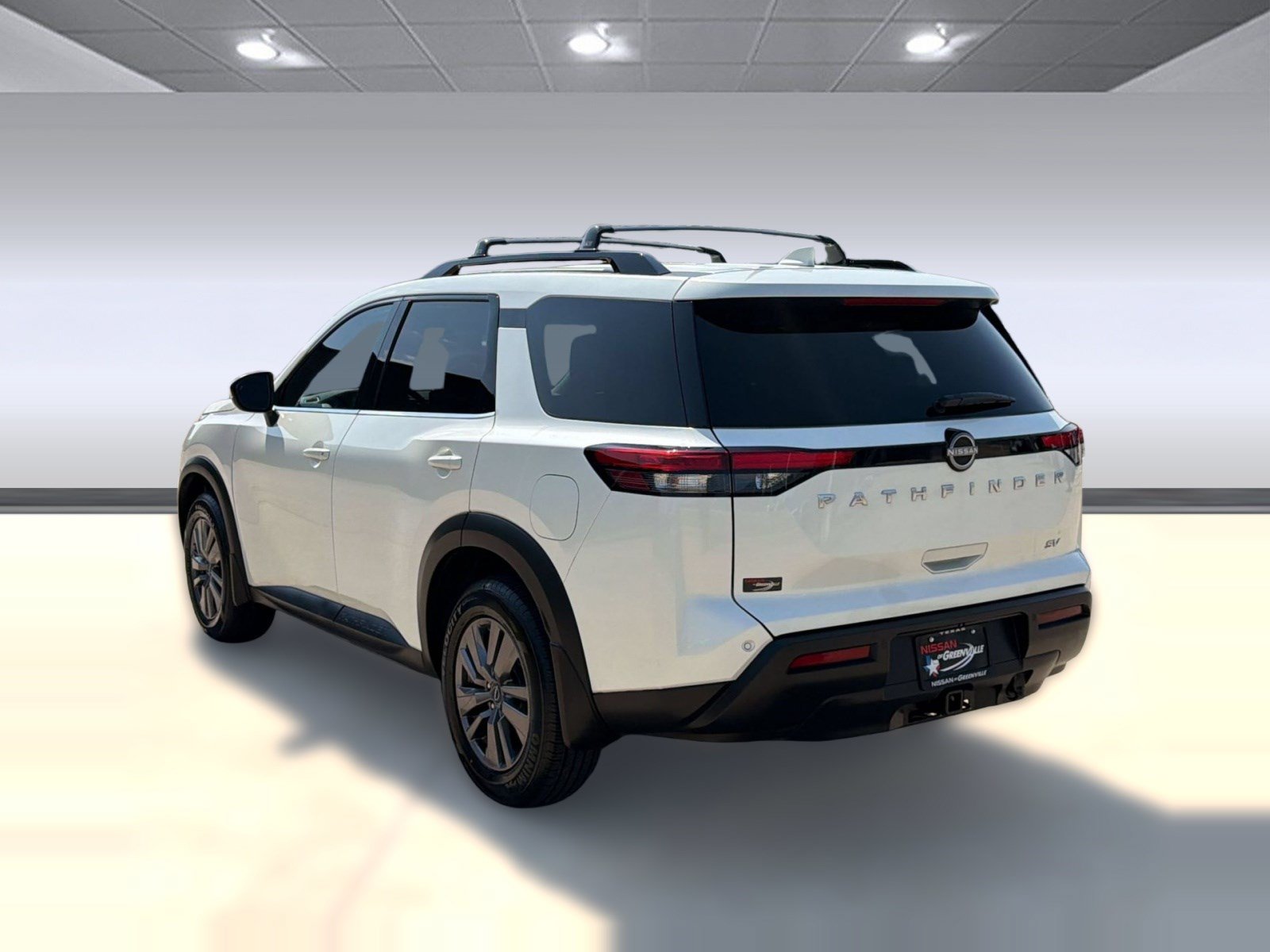 Used 2023 Nissan Pathfinder SV w/ SV Premium Package FWD image 3