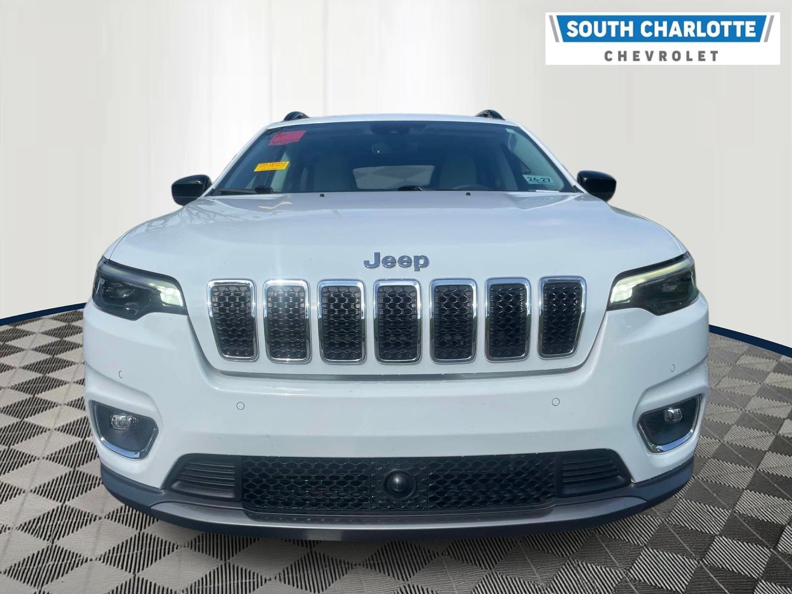 Used 2022 Jeep Cherokee Limited AWD/4WD image 2