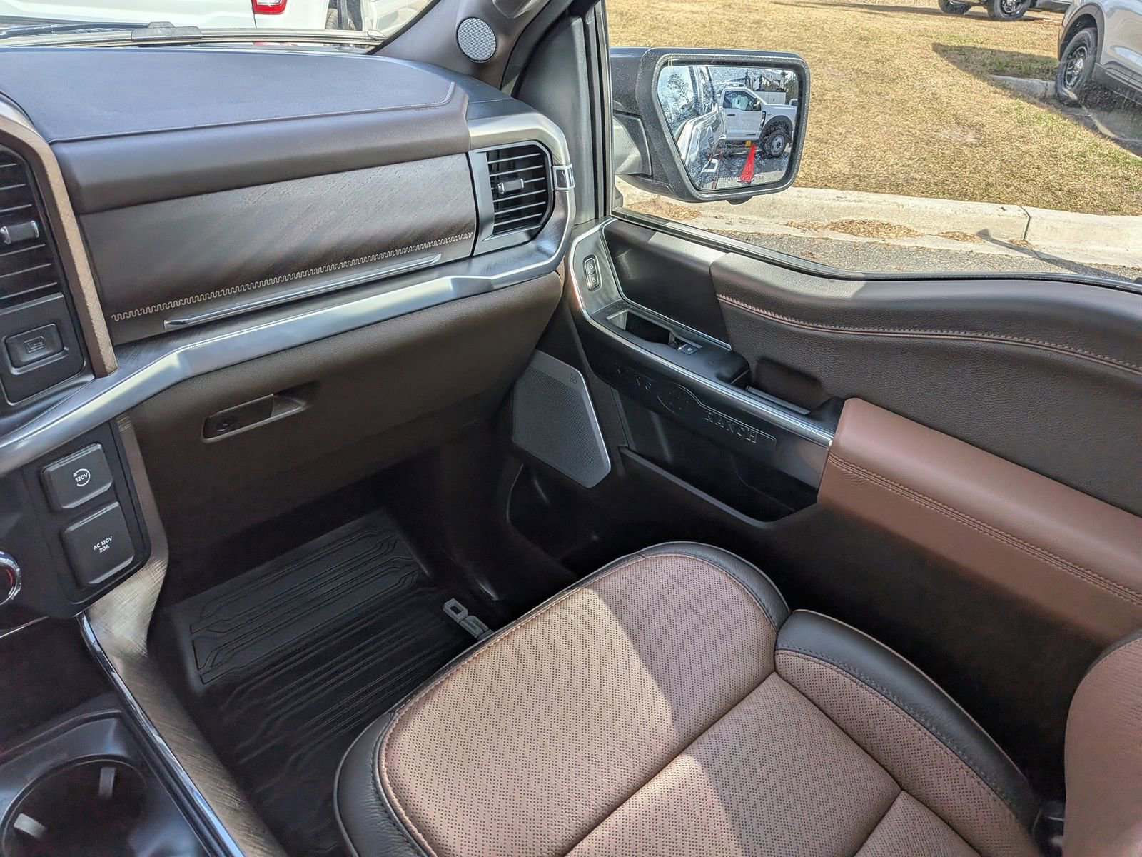 Certified 2025 Ford F150 King Ranch w/ FX4 Off-Road Package image 17