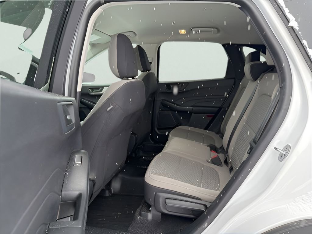 Used 2022 Ford Escape SE image 17