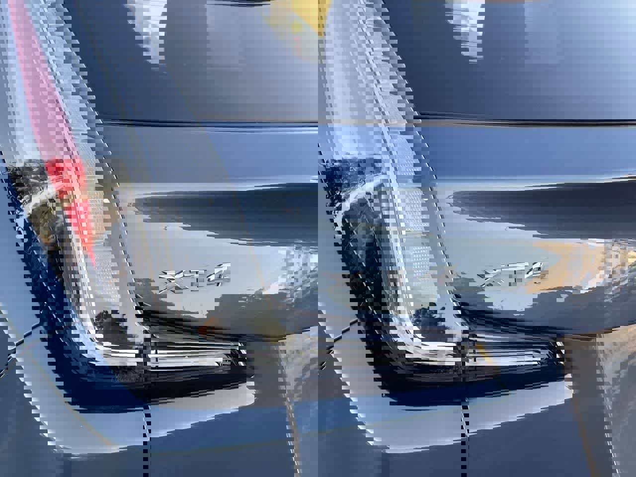 Certified 2024 Cadillac XT4 Sport w/ LPO, Floor Liner Package image 37