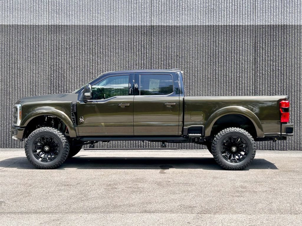New 2026 Ford F250 Lariat w/ Black Appearance Package AWD/4WD image 3