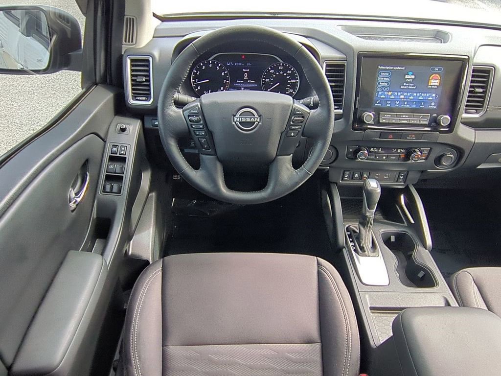 Certified 2022 Nissan Frontier SV image 16