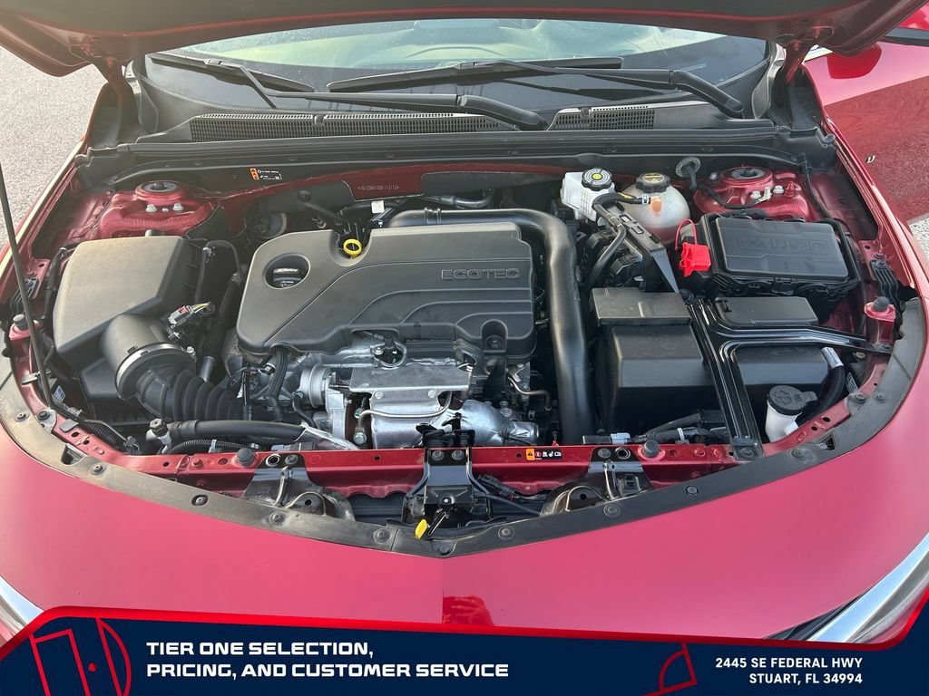 Used 2025 Chevrolet Malibu LT FWD image 11