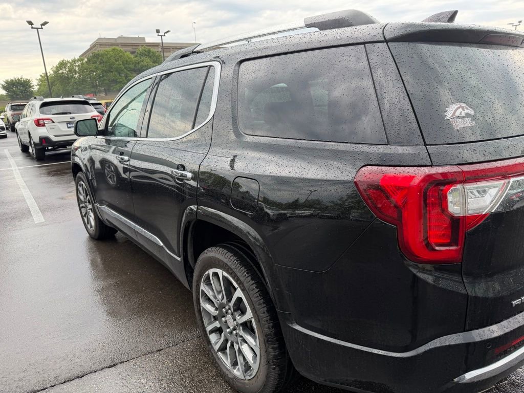 Used 2020 GMC Acadia Denali w/ Technology Package FWD image 5