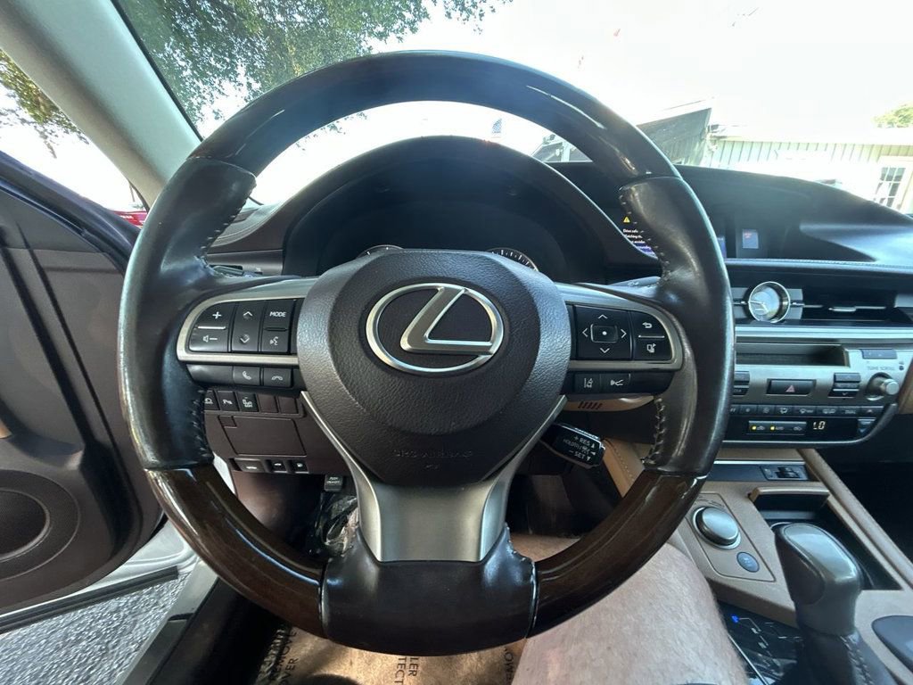 Used 2016 Lexus ES 350 FWD image 15
