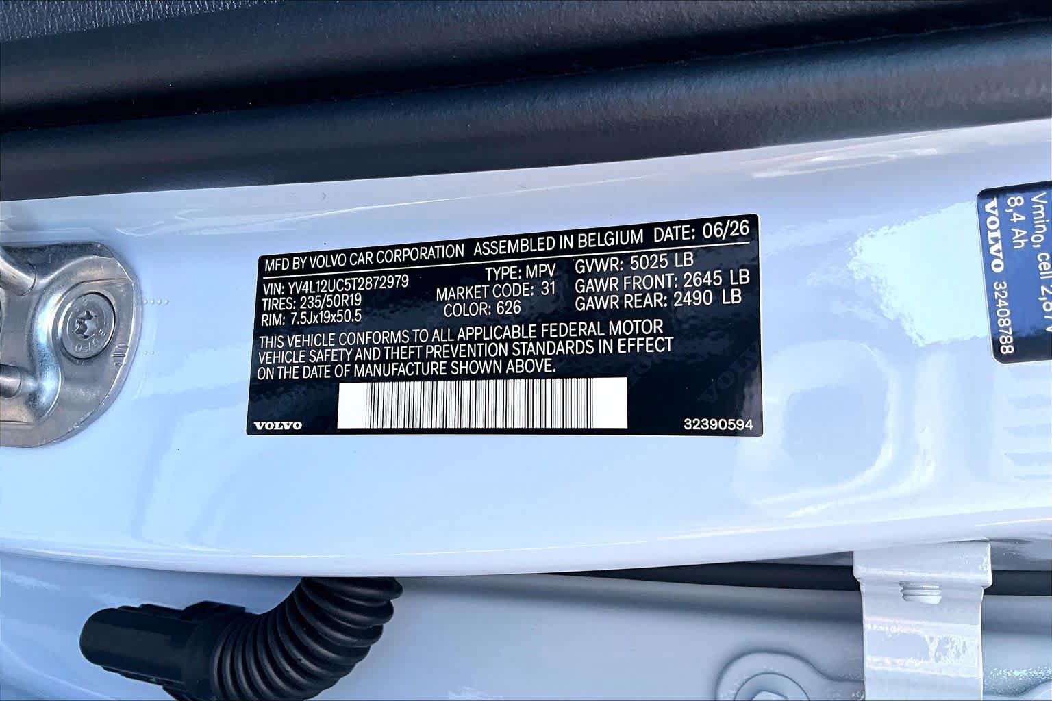 New 2026 Volvo XC40 B5 Plus w/ Protection Package Premier AWD/4WD image 12