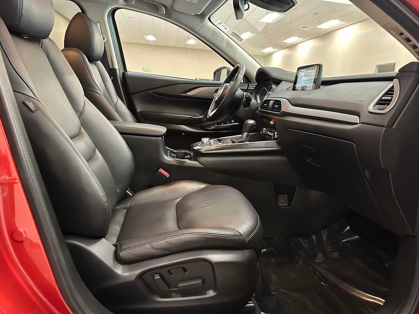Used 2018 MAZDA CX-9 Touring w/ Touring Premium Package image 29