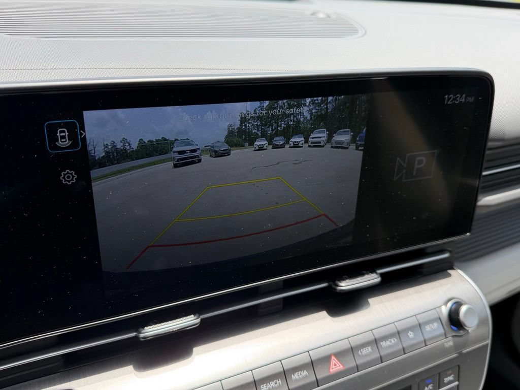 Certified 2025 Hyundai Kona SEL FWD image 21