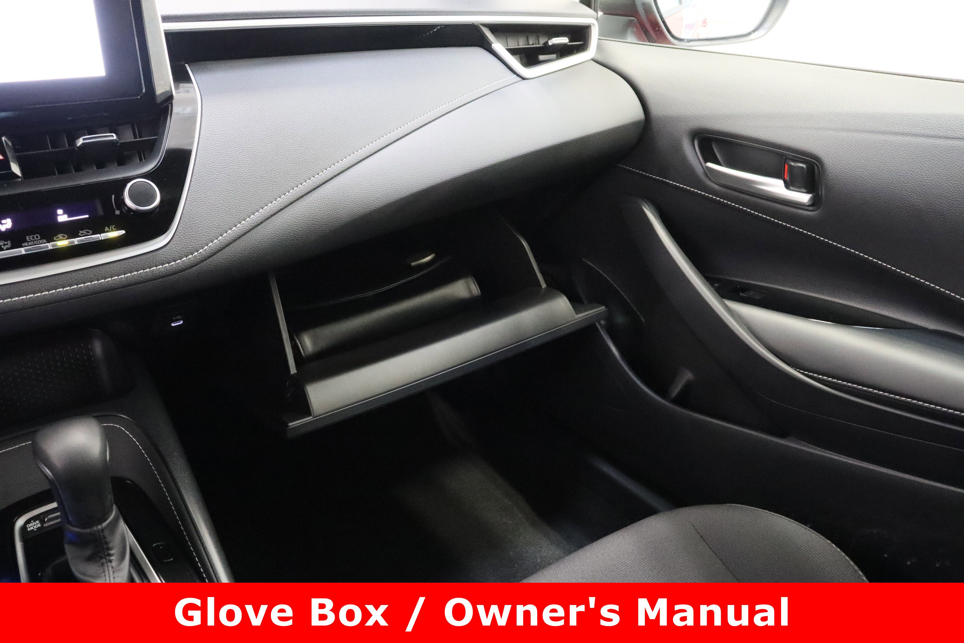 Certified 2025 Toyota Corolla SE image 21