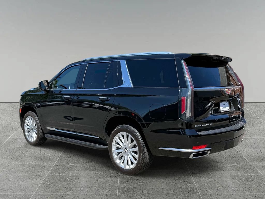 Used 2024 Cadillac Escalade Luxury AWD/4WD image 12