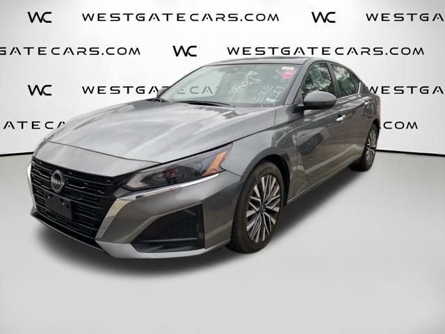 Used 2023 Nissan Altima 2.5 SV
