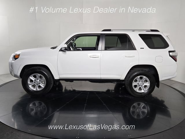 Used 2021 Toyota 4Runner SR5 Premium w/ Moonroof Package AWD/4WD image 3
