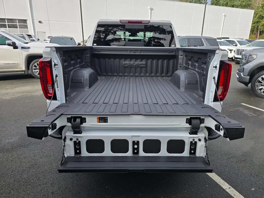 Used 2026 GMC Sierra 1500 SLT w/ SLT Premium Plus Package AWD/4WD image 47