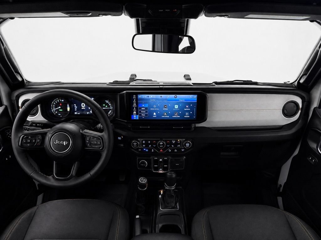 Used 2024 Jeep Wrangler Unlimited w/ Convenience Group AWD/4WD image 19