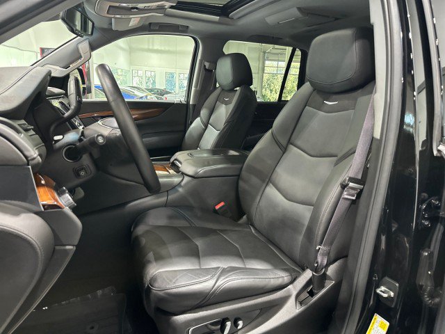 Used 2015 Cadillac Escalade Premium AWD/4WD image 5