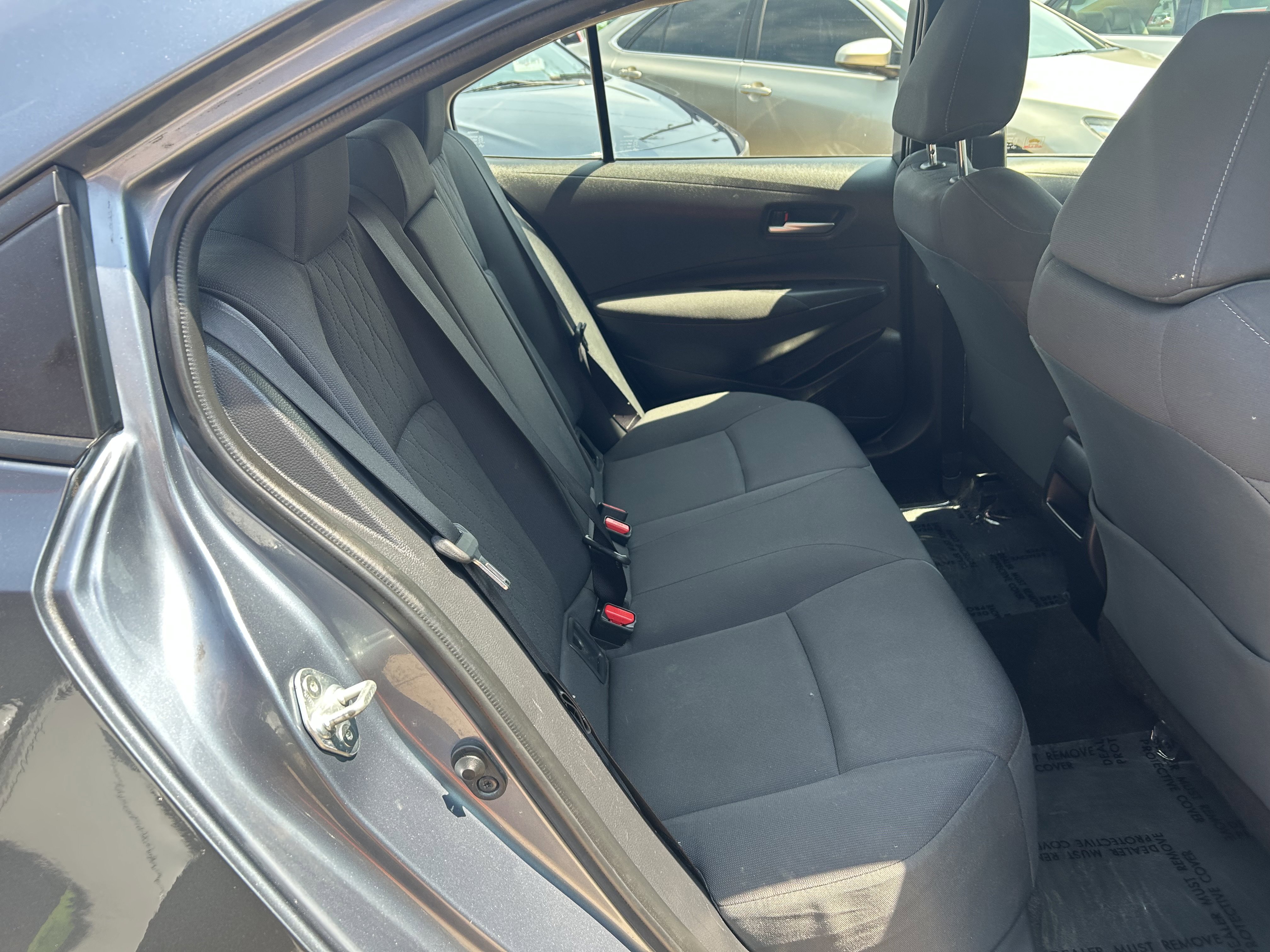 Used 2020 Toyota Corolla LE image 21