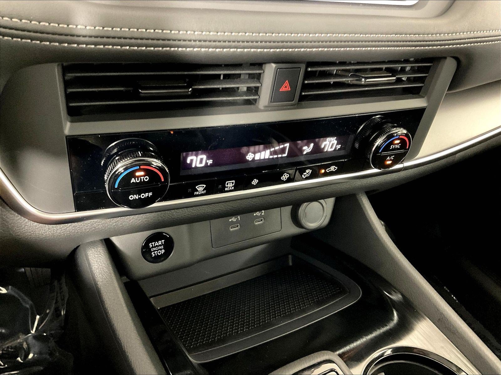 New 2026 Nissan Rogue SV AWD/4WD image 24
