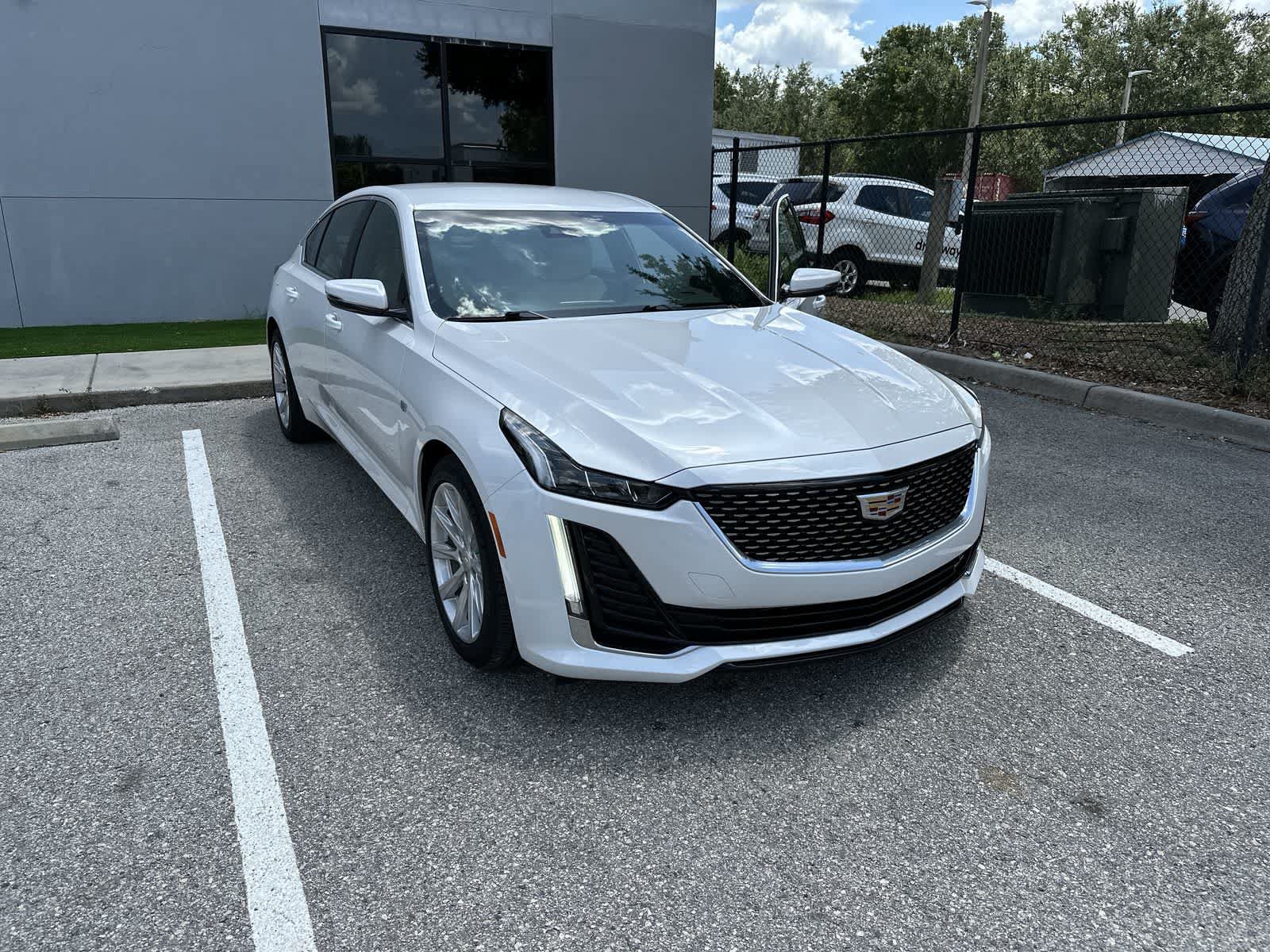 Used 2023 Cadillac CT5 Luxury RWD image 11