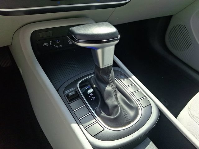 Used 2024 Hyundai Kona SEL FWD image 16