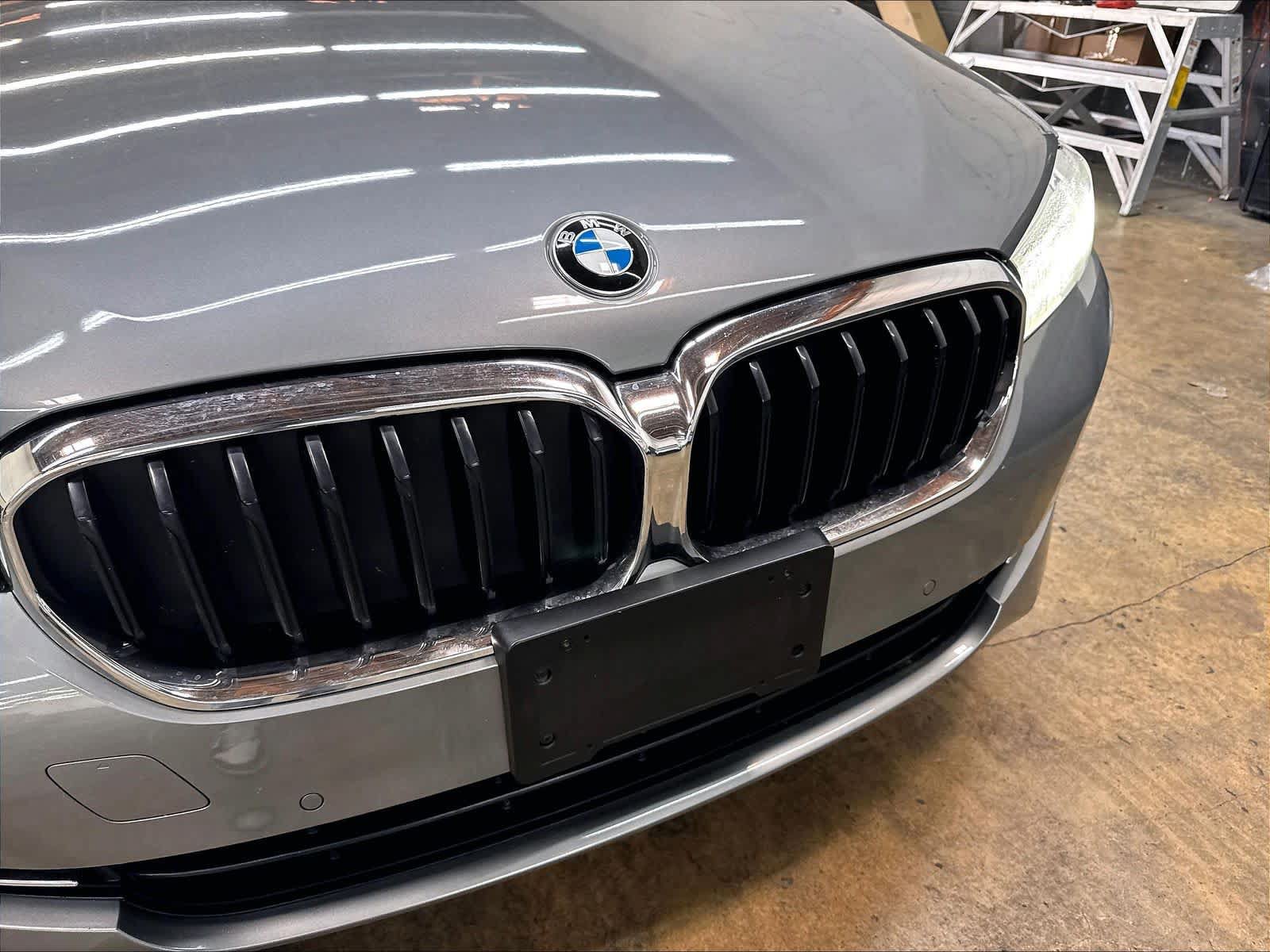 Used 2023 BMW 530i w/ Premium Package RWD image 32
