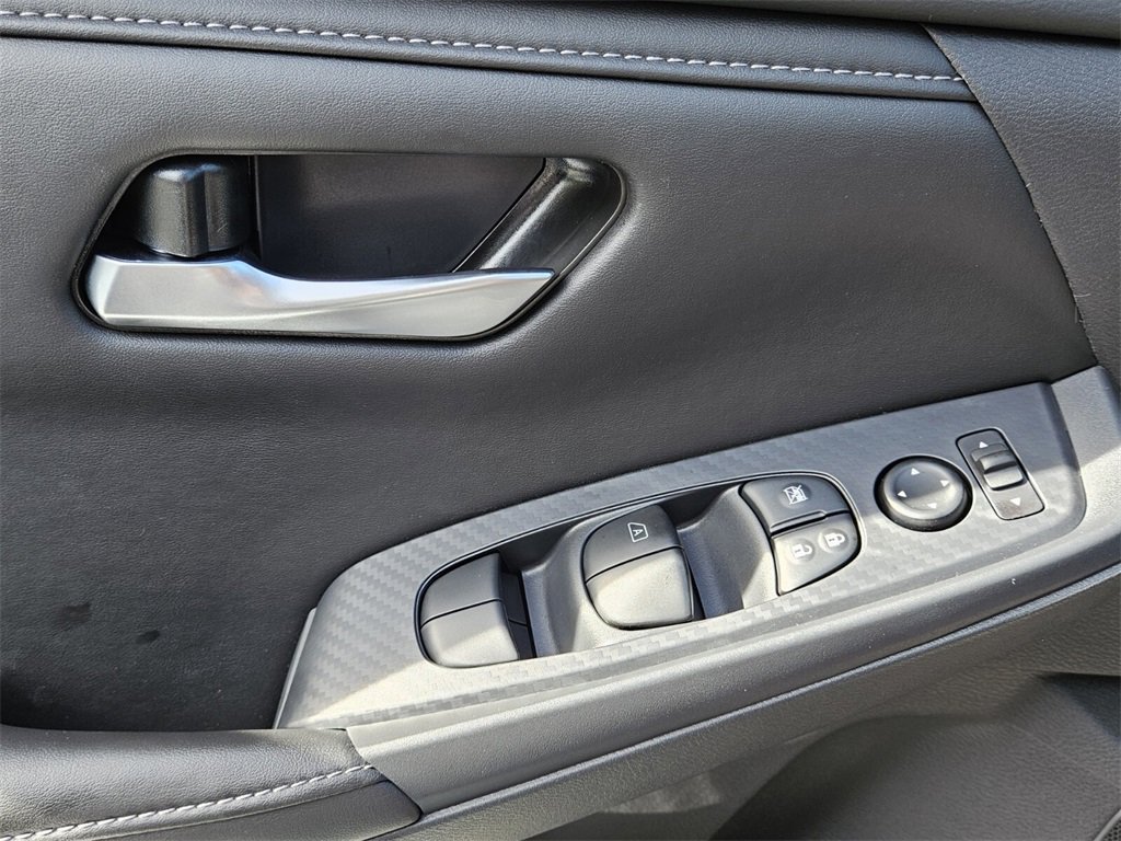 New 2025 Nissan Sentra SV w/ All-Weather Package image 31