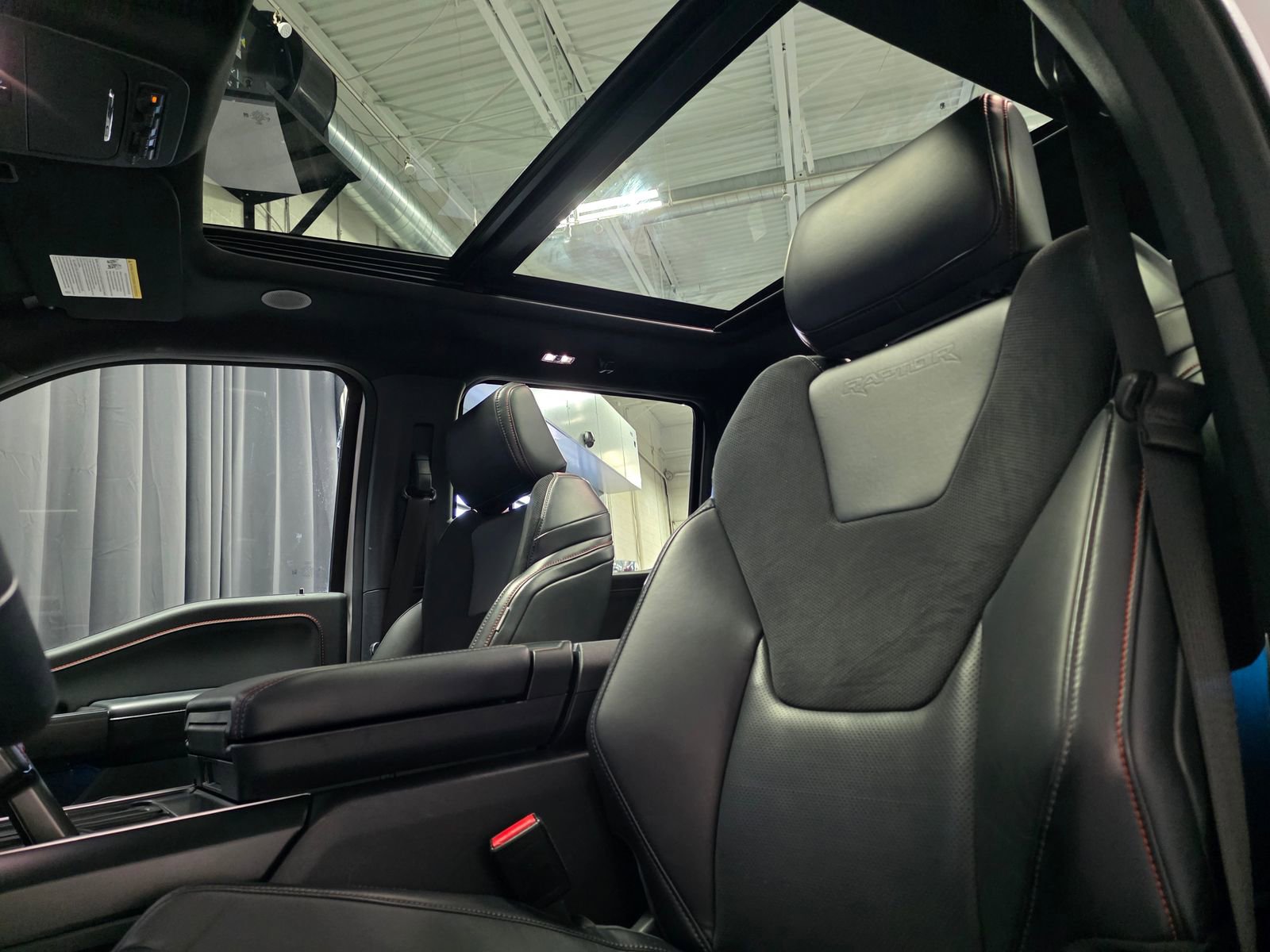 Used 2024 Ford F150 Raptor AWD/4WD image 27