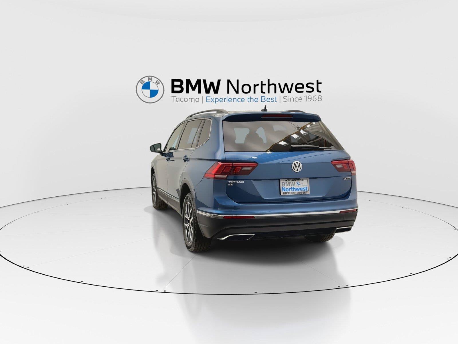 Used 2020 Volkswagen Tiguan SE w/ Panoramic Sunroof Package AWD/4WD image 13