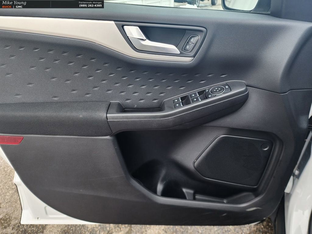 Used 2020 Ford Escape SE Sport image 20