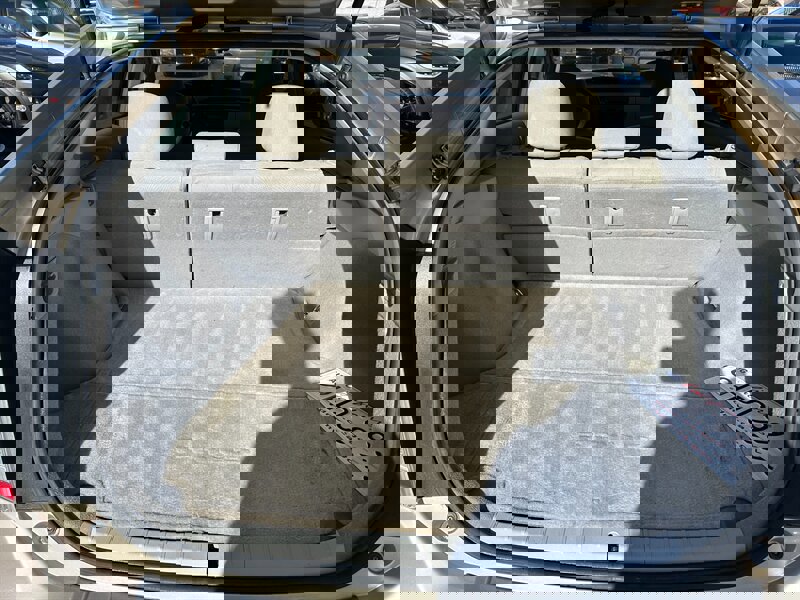 Used 2010 Toyota Prius Five image 11